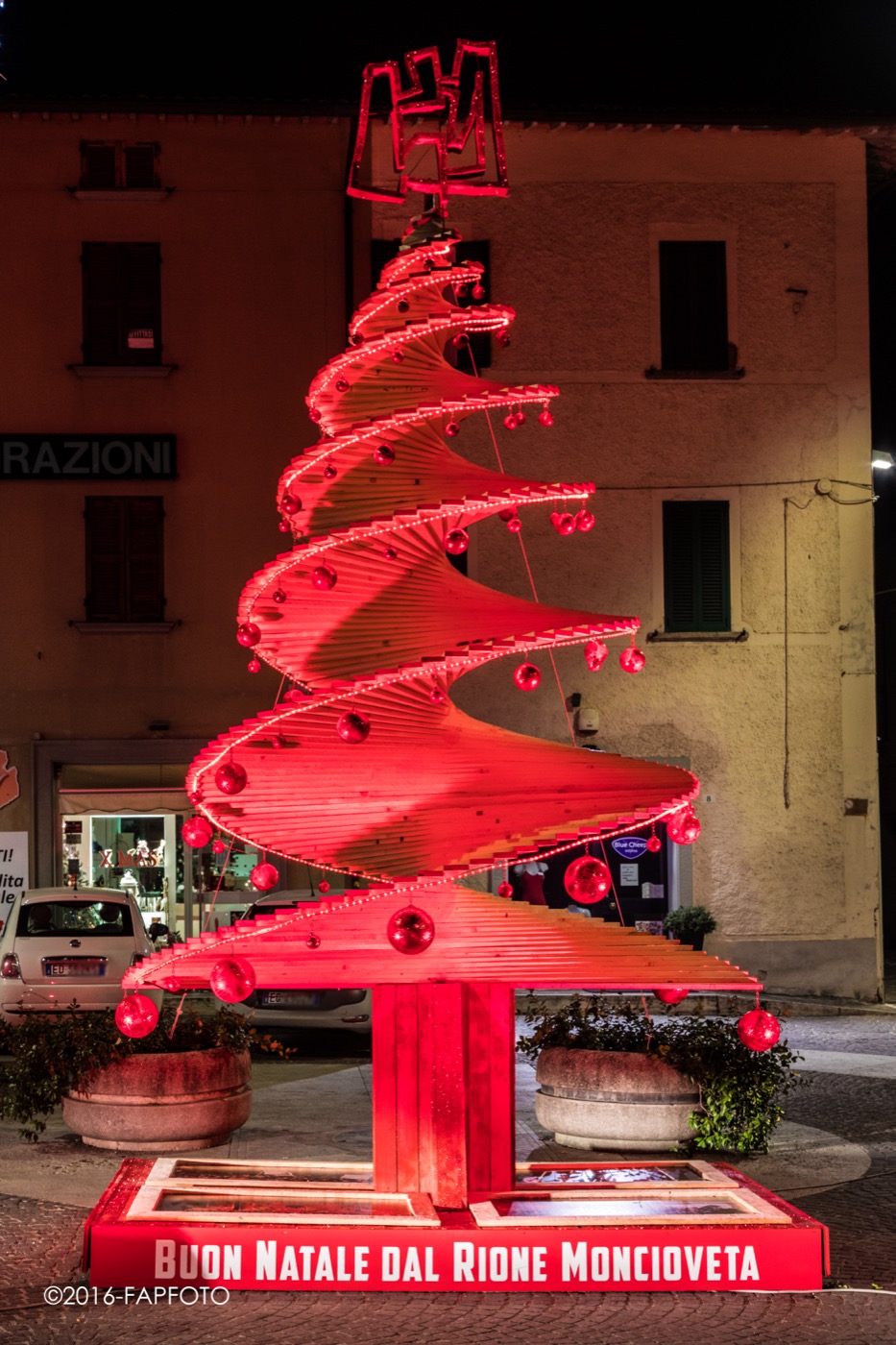 L'albero artistico del rione Moncioveta — 2016