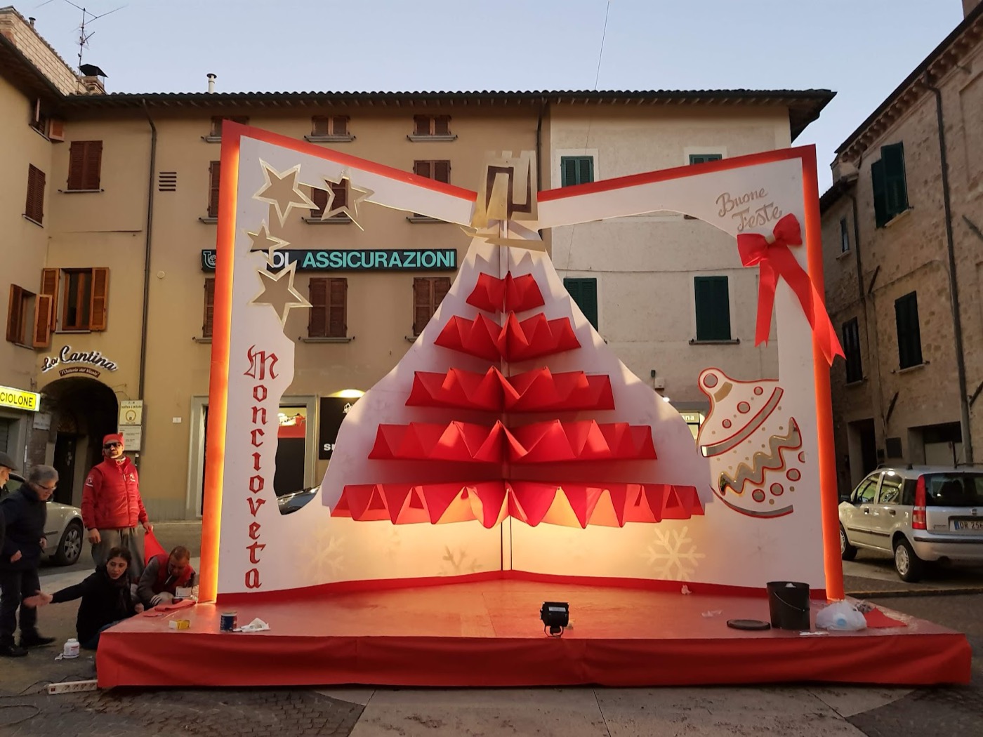 L'albero artistico del rione Moncioveta — 2018