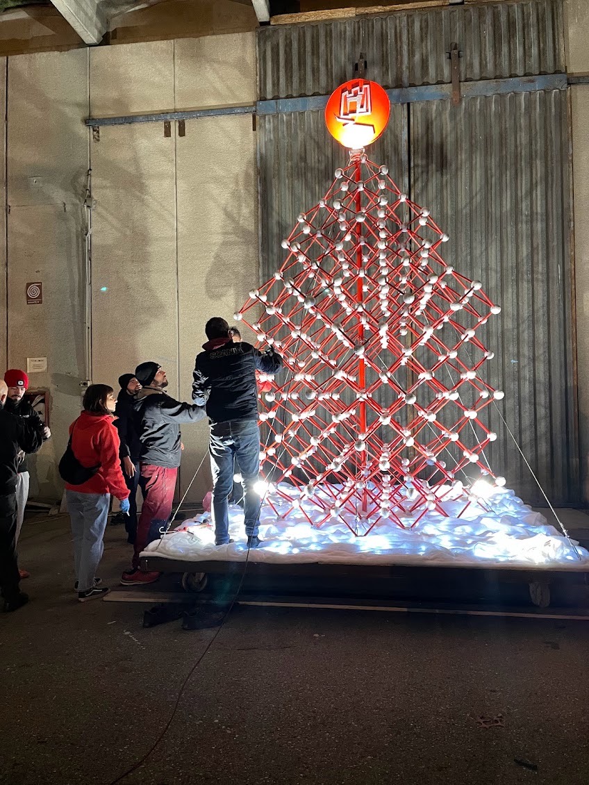 L'albero artistico del rione Moncioveta — 2023
