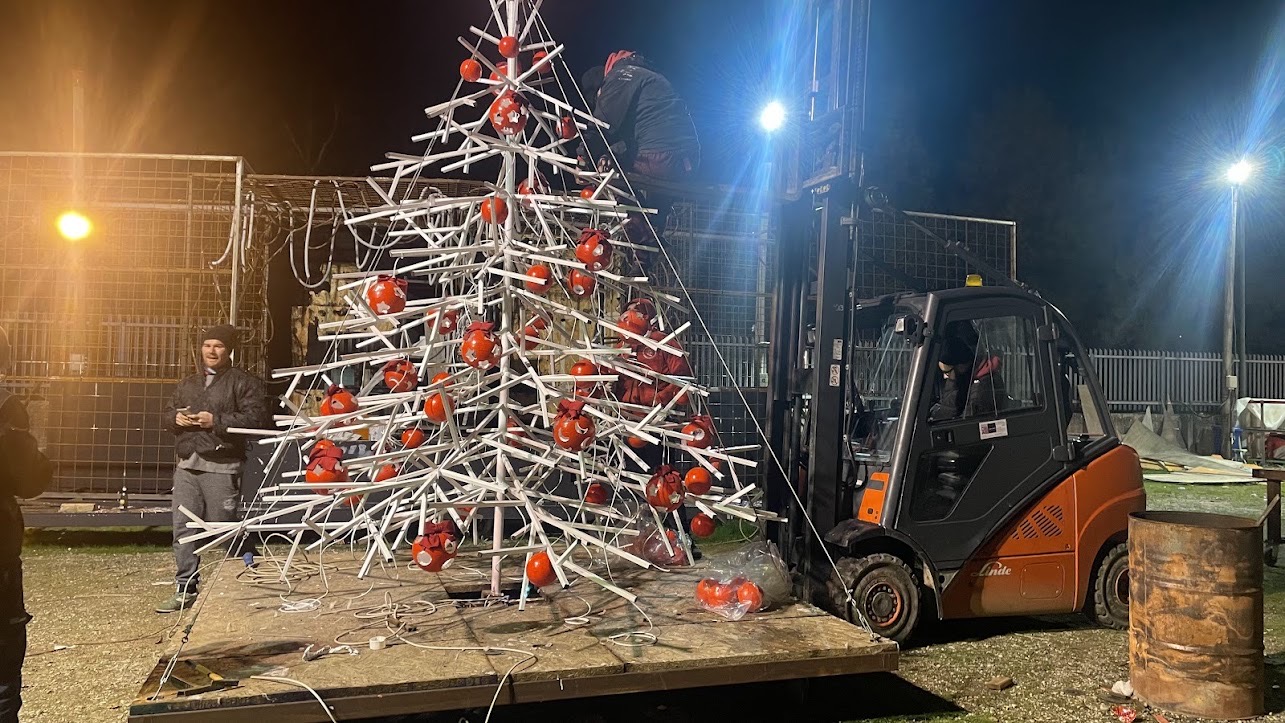 L'albero artistico del rione Moncioveta — 2024